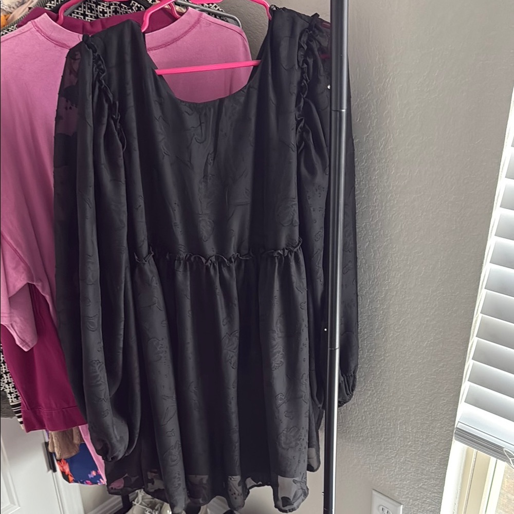 Elegant Black Long Sleeve Dress